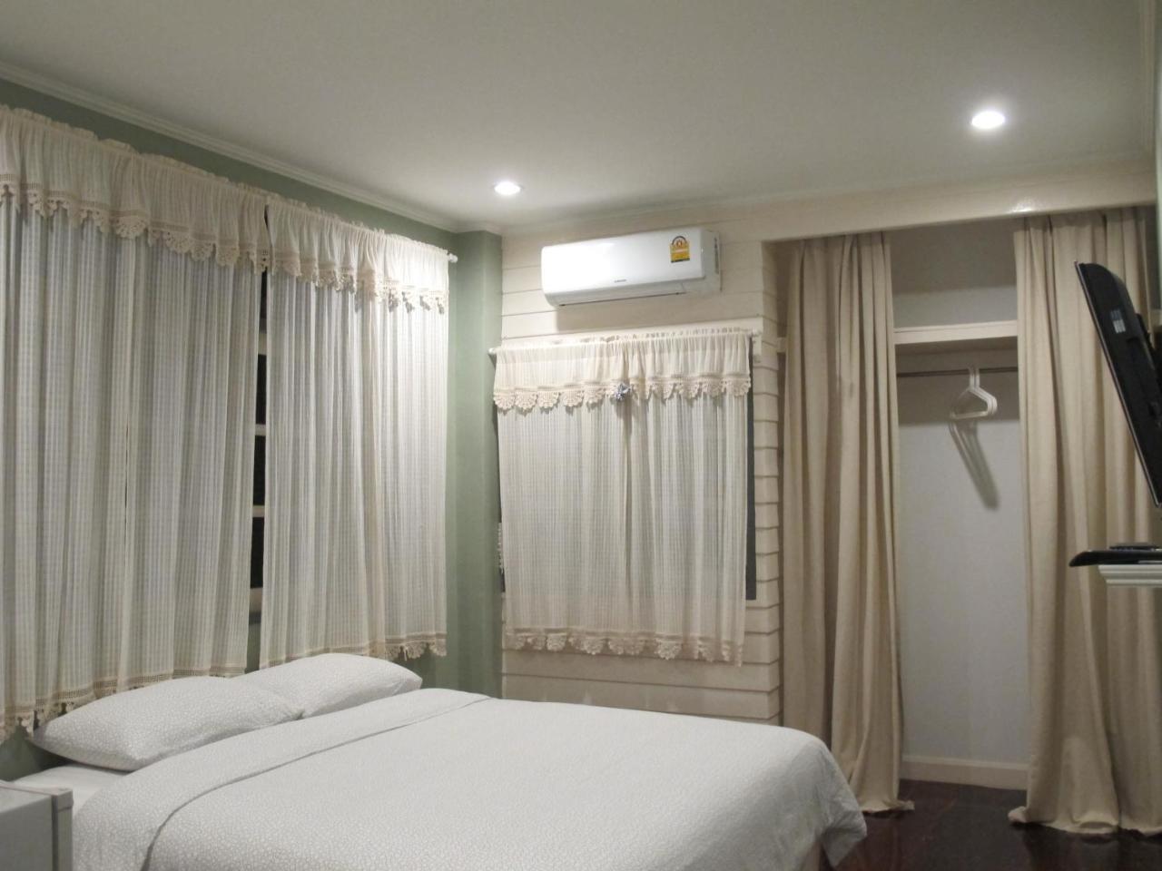 Ban Ing Yom Bed&Breakfast 수코타이 외부 사진