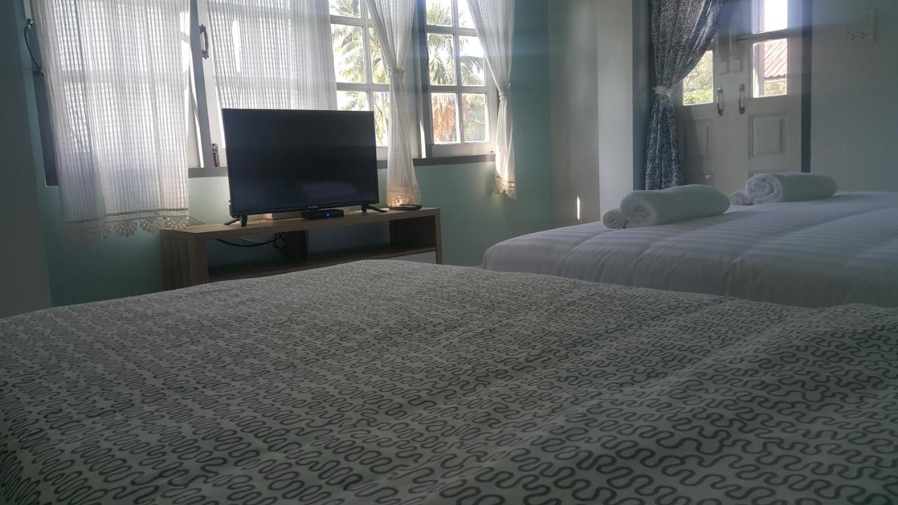 Ban Ing Yom Bed&Breakfast 수코타이 외부 사진